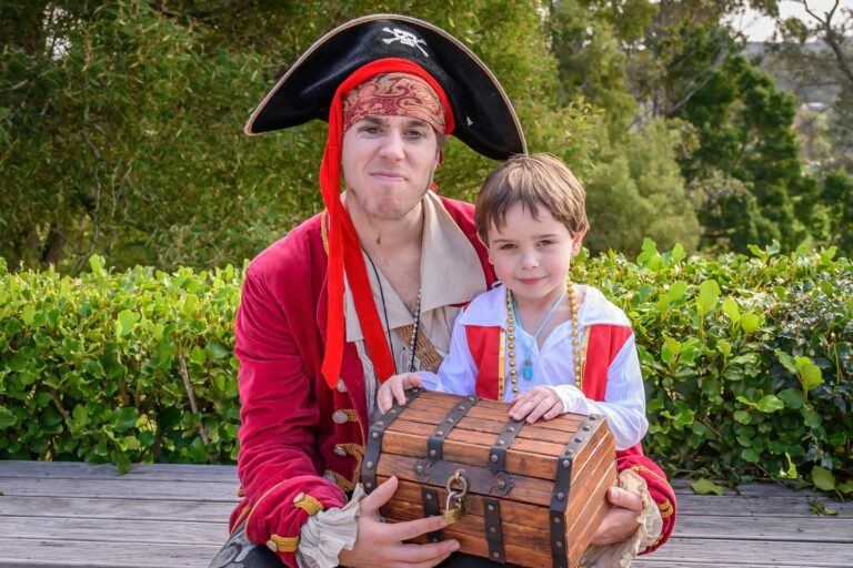 professional pirate entertainer near you
