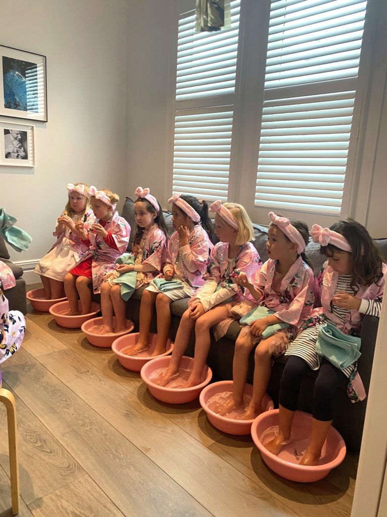 childrens pamper parties at home